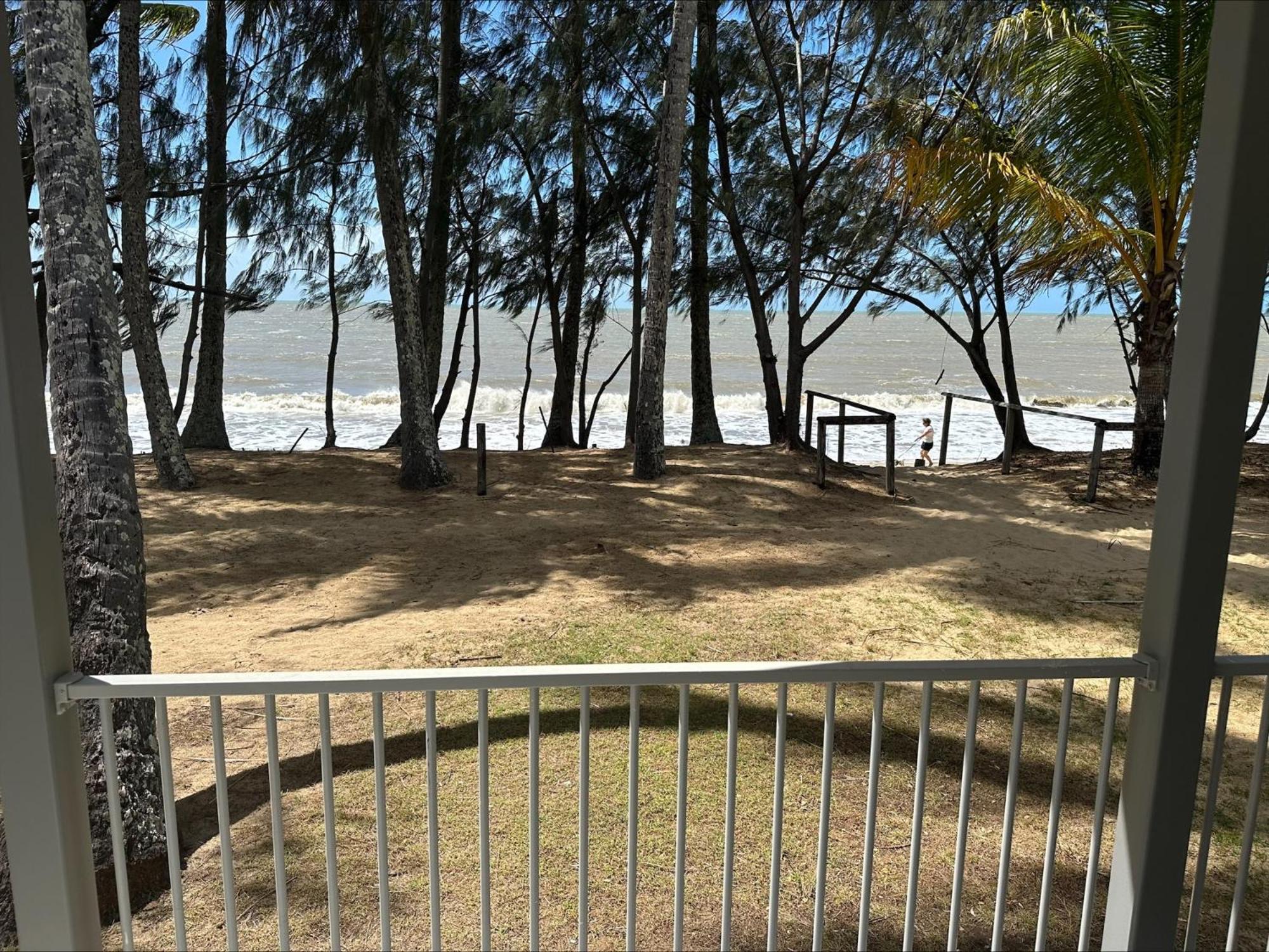 Ellis Beach Oceanfront Holiday Park Palm Cove Extérieur photo